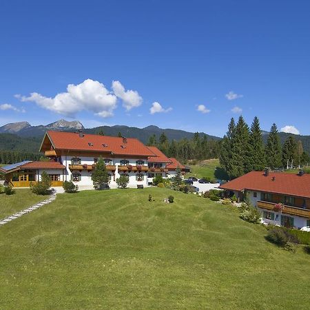 Landhotel Zum Bad Krün Eksteriør billede