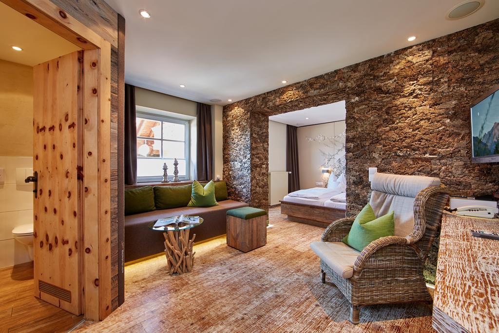 Landhotel Zum Bad Krün Eksteriør billede